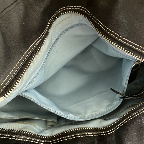 Coach Women’s Black Leather Pleated Gallery Luxury Purse Shoulder Bag - Picture 8 of 12